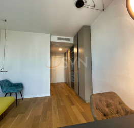Apartament, 3 rooms with underground parking included Bucuresti/Herastrau