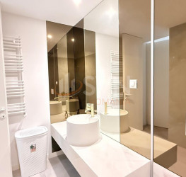Apartament, 3 rooms with underground parking included Bucuresti/Pipera