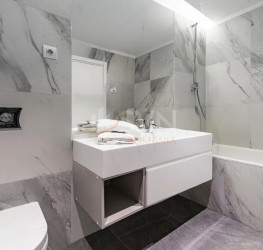 Apartament, 3 rooms with underground parking included Bucuresti/Herastrau