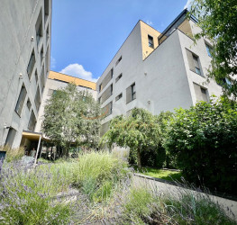Apartament, 3 rooms with underground parking included Bucuresti/Pipera