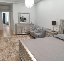 Apartament, 3 rooms with underground parking included Bucuresti/Herastrau