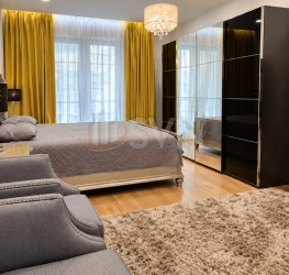 Apartament, 3 rooms with underground parking included Bucuresti/Herastrau