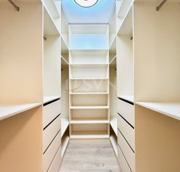 Apartament, 3 rooms with underground parking included Bucuresti/Herastrau