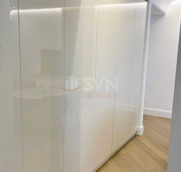 Apartament, 3 rooms with underground parking included Bucuresti/Pipera