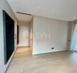 Apartament, 3 rooms with underground parking included Bucuresti/Victoriei