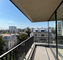 Apartament, 3 rooms with underground parking included Bucuresti/Victoriei