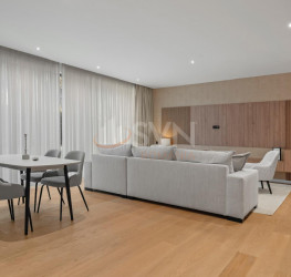 Apartament, 3 rooms with underground parking included Bucuresti/Primaverii