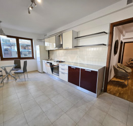 Apartament, 3 rooms with underground parking included Bucuresti/Herastrau