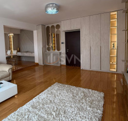 Apartament, 3 rooms with underground parking included Bucuresti/Herastrau