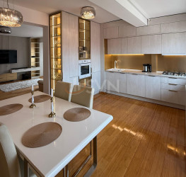 Apartament, 3 rooms with underground parking included Bucuresti/Herastrau