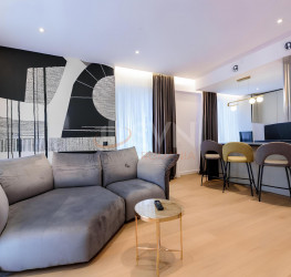 Apartament, 3 rooms with underground parking included Bucuresti/Herastrau