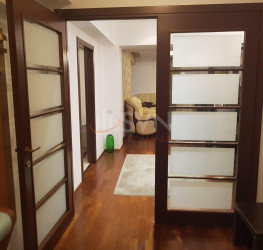 Apartament, 3 rooms with underground parking included Bucuresti/Herastrau