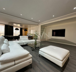 Apartament, 3 rooms with underground parking included Bucuresti/Herastrau