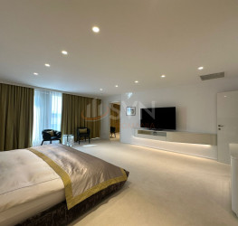 Apartament, 3 rooms with underground parking included Bucuresti/Herastrau