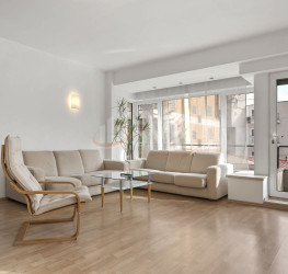 Apartament, 3 rooms with underground parking included Bucuresti/Primaverii