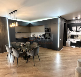 Apartament, 3 rooms with underground parking included Bucuresti/Pipera