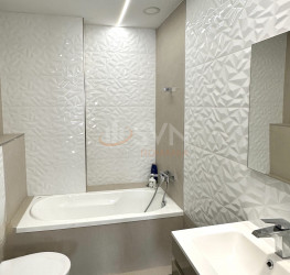 Apartament, 3 rooms with underground parking included Bucuresti/Pipera