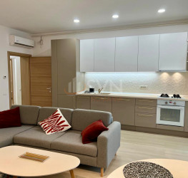 Apartament, 3 rooms with underground parking included Bucuresti/Aviatiei
