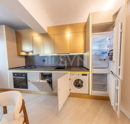 Apartament, 3 rooms with underground parking included Bucuresti/Pipera