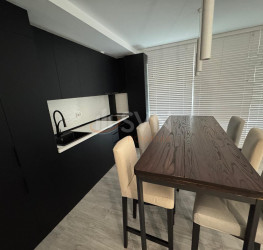 Apartament, 3 rooms with underground parking included Bucuresti/Pipera