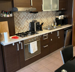 Apartament, 3 rooms with underground parking included Bucuresti/Vitan