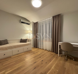 Apartament, 3 rooms with underground parking included Bucuresti/Timpuri Noi