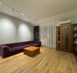 Apartament, 3 rooms with underground parking included Bucuresti/Timpuri Noi