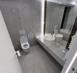 Apartament, 3 rooms with underground parking included Bucuresti/Pipera