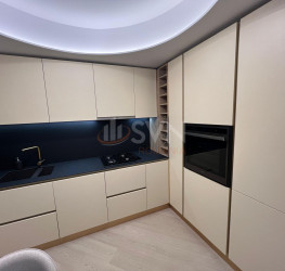 Apartament, 3 rooms with underground parking included Bucuresti/Pipera
