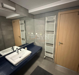 Apartament, 3 rooms with underground parking included Bucuresti/Aviatiei