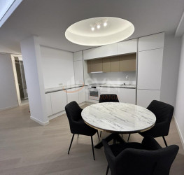 Apartament, 3 rooms with underground parking included Bucuresti/Pipera
