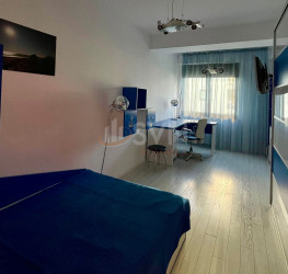 Apartament, 3 rooms with underground parking included Bucuresti/Herastrau