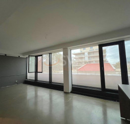 Apartament, 3 rooms with underground parking included Bucuresti/Floreasca