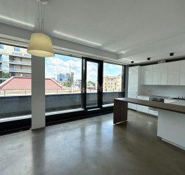 Apartament, 3 rooms with underground parking included Bucuresti/Floreasca