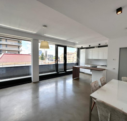 Apartament, 3 rooms with underground parking included Bucuresti/Floreasca