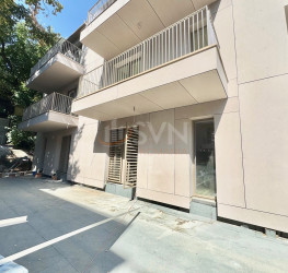 Apartament, 3 rooms with underground parking included Bucuresti/Calea Victoriei