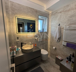 Apartament, 3 rooms with underground parking included Bucuresti/Pipera