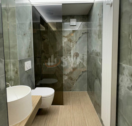 Apartament, 3 rooms with underground parking included Bucuresti/Pipera