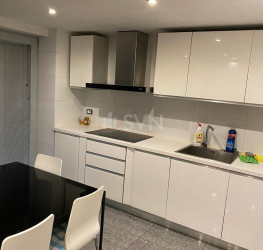 Apartament, 3 rooms with underground parking included Bucuresti/Arcul De Triumf