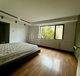 Apartament, 3 rooms with underground parking included Bucuresti/Floreasca