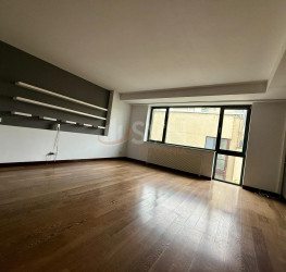 Apartament, 3 rooms with underground parking included Bucuresti/Floreasca