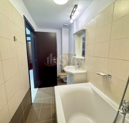 Apartament, 3 rooms with underground parking included Bucuresti/Baneasa