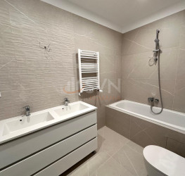 Apartament, 3 rooms with underground parking included Bucuresti/Aviatiei