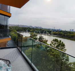 Apartament, 3 rooms with underground parking included Bucuresti/Colentina