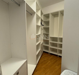 Apartament, 3 rooms with underground parking included Bucuresti/Herastrau