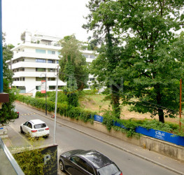 Apartament, 3 rooms with underground parking included Bucuresti/Primaverii