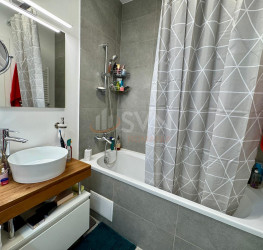 Apartament, 3 rooms with underground parking included Bucuresti/Domenii