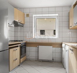 Apartament, 3 rooms with underground parking included Bucuresti/Primaverii