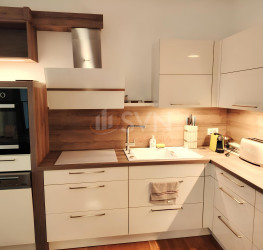 Apartament, 3 rooms with underground parking included Bucuresti/Domenii