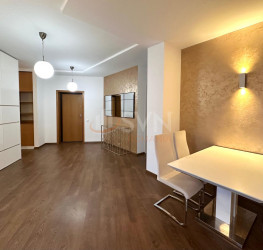 Apartament, 3 rooms with underground parking included Bucuresti/Pipera